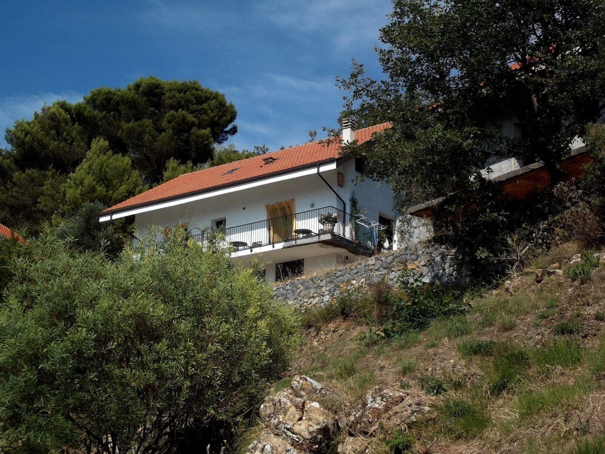 B&B L'Intrigante Seborga Bagian luar foto