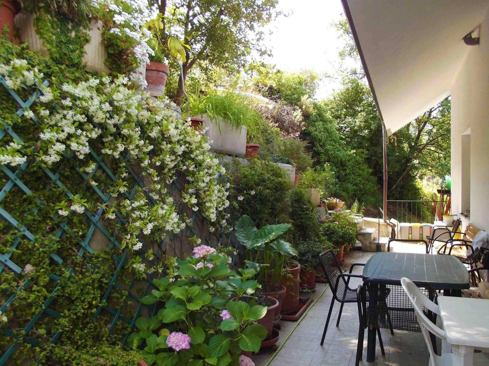 B&B L'Intrigante Seborga Bagian luar foto