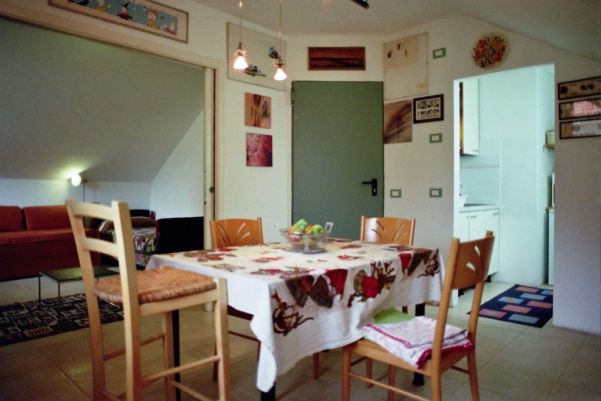 B&B L'Intrigante Seborga Bagian luar foto